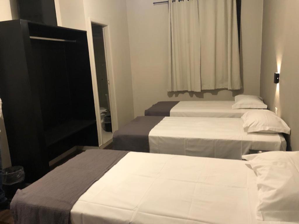 Hotel Caravelas เซาเปาโล ภายนอก รูปภาพ